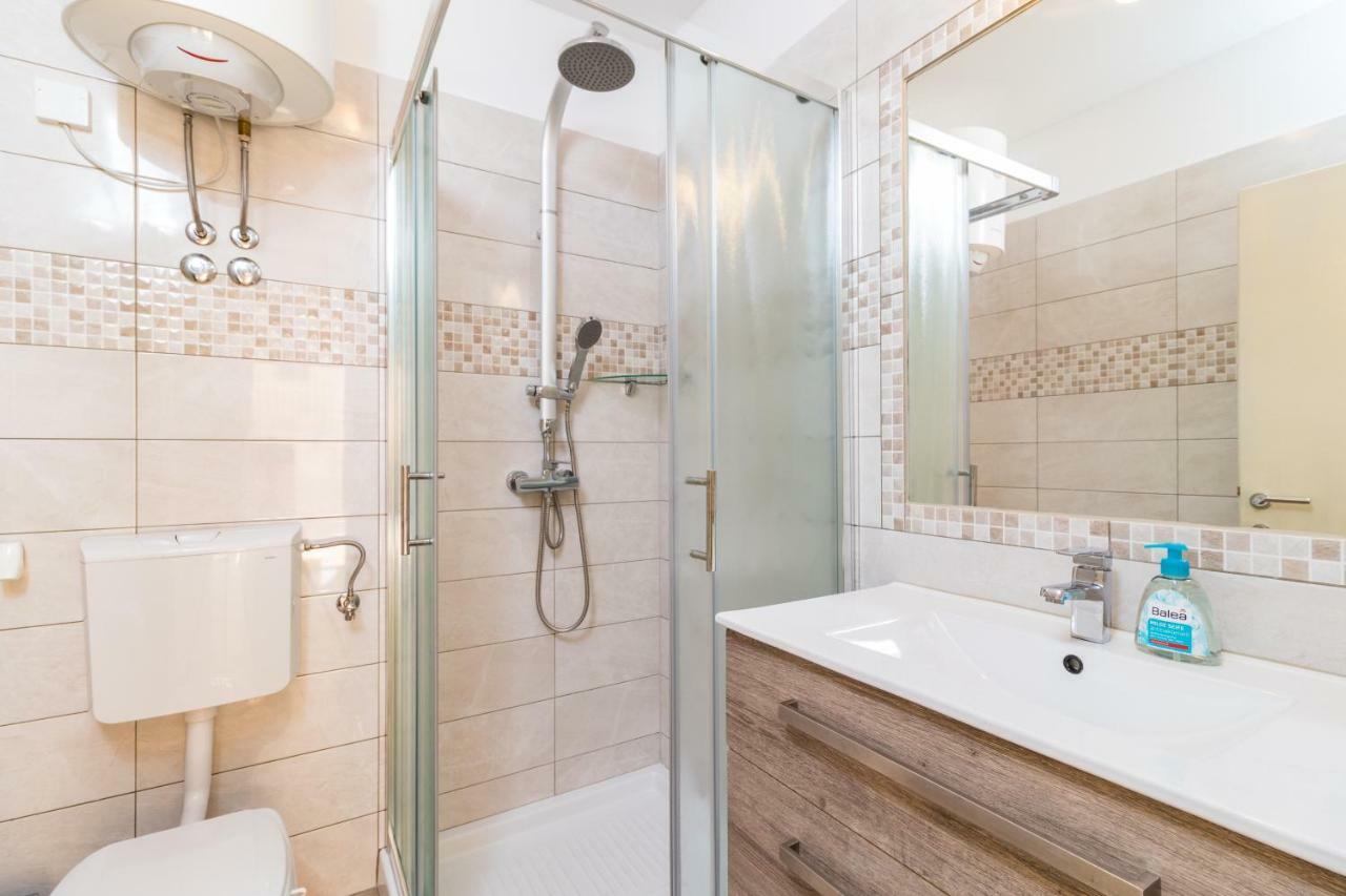 Guesthouse Casa Barbaro Rovinjsko Selo Eksteriør billede
