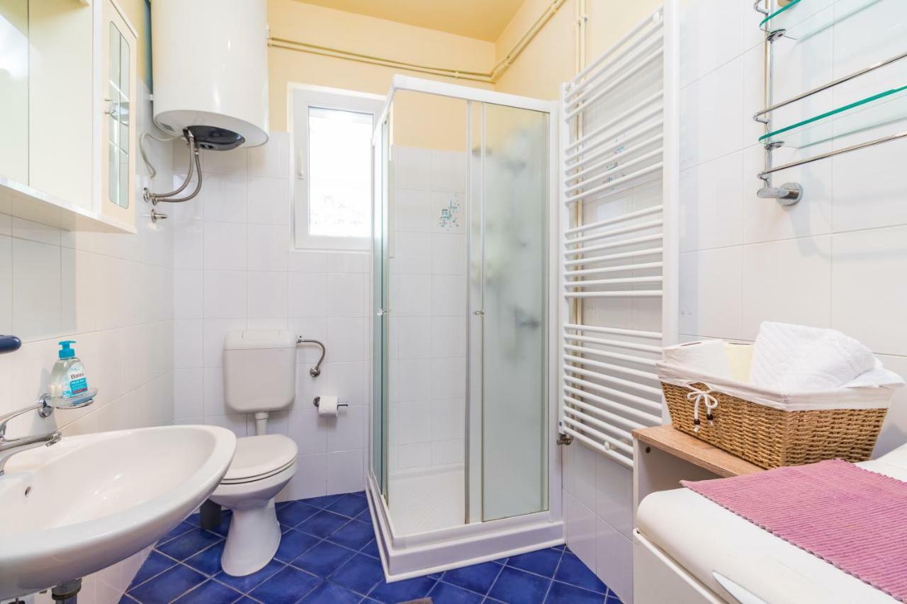 Guesthouse Casa Barbaro Rovinjsko Selo Eksteriør billede